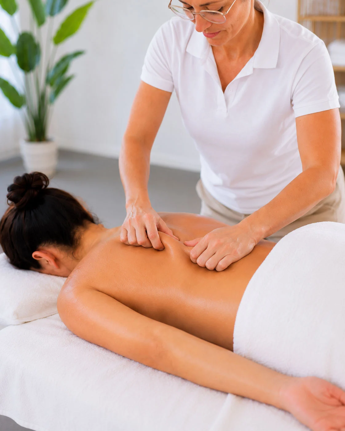 Bindegewebsmassage im Massage Zentrum Winterthur